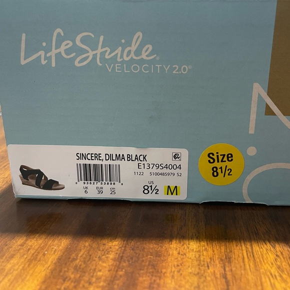 LifeStride Women's Sincere Sandal Size: 8.5 - Picture 7 of 8
